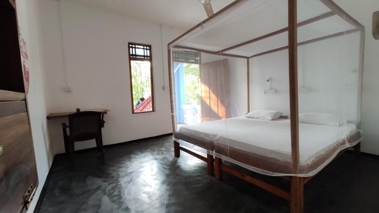 Surf Beach Hotel Arugam Bay Esterno foto