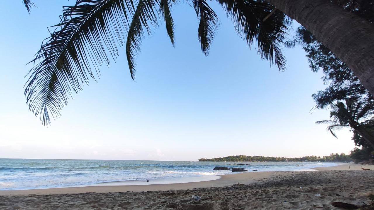Surf Beach Hotel Arugam Bay Esterno foto