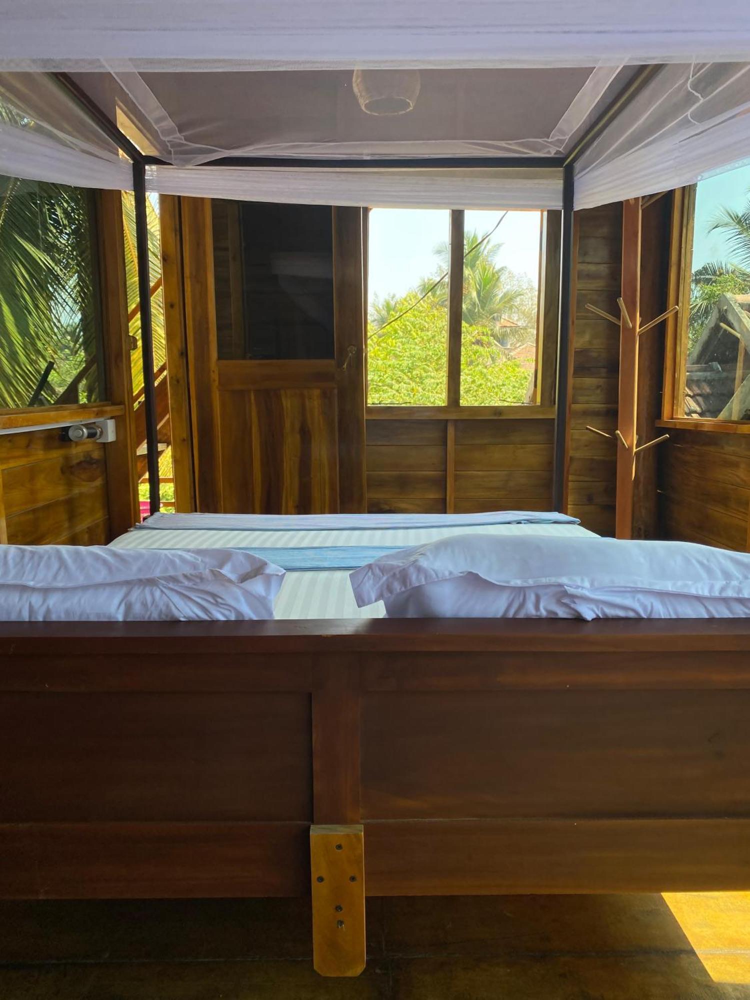 Surf Beach Hotel Arugam Bay Esterno foto
