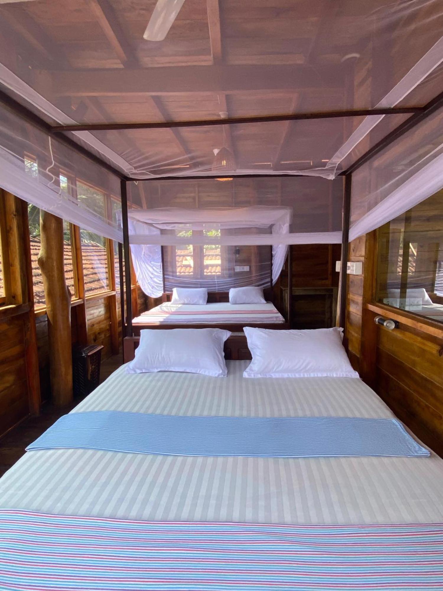 Surf Beach Hotel Arugam Bay Esterno foto