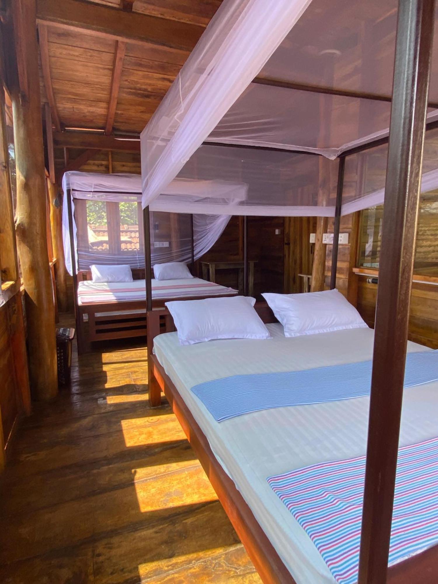 Surf Beach Hotel Arugam Bay Esterno foto