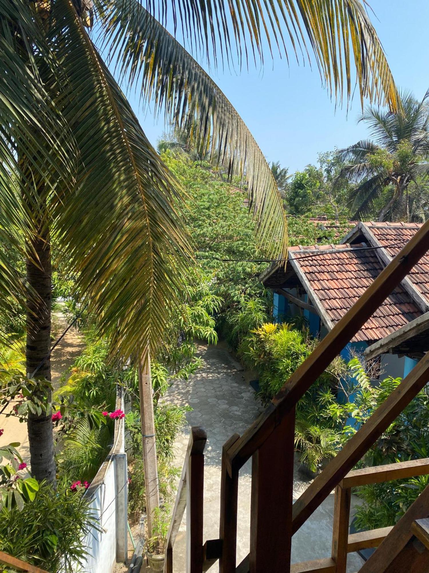 Surf Beach Hotel Arugam Bay Esterno foto