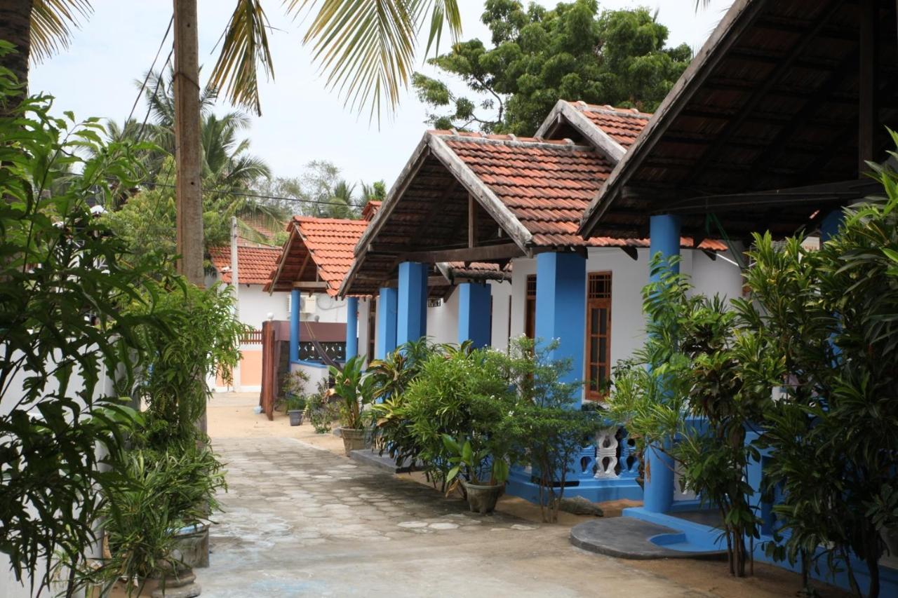 Surf Beach Hotel Arugam Bay Esterno foto